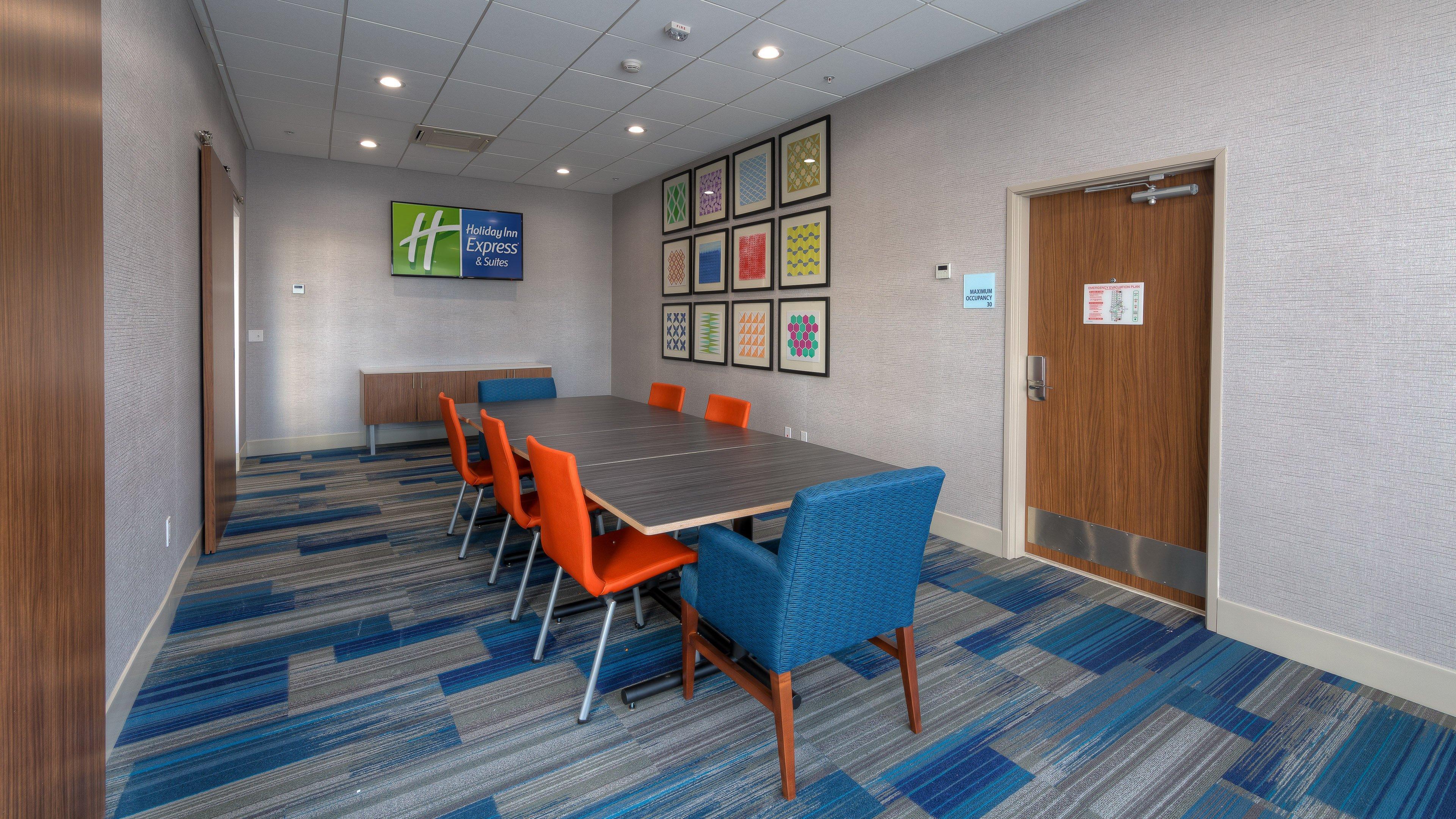 Holiday Inn Express & Suites Tulsa Midtown By Ihg Εξωτερικό φωτογραφία